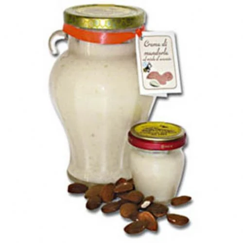 Crema di mandorle al miele